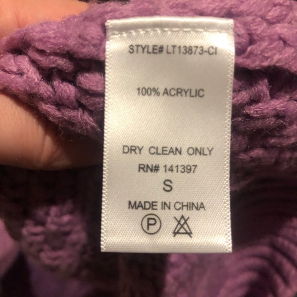 Lush Chunky Cable Knit Lilac Crewneck Sweater - Picture 5 of 6